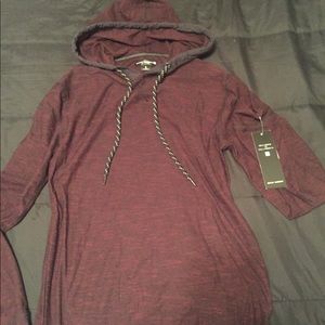 Ocean Current Burgandy Light Hoodie (men’s)